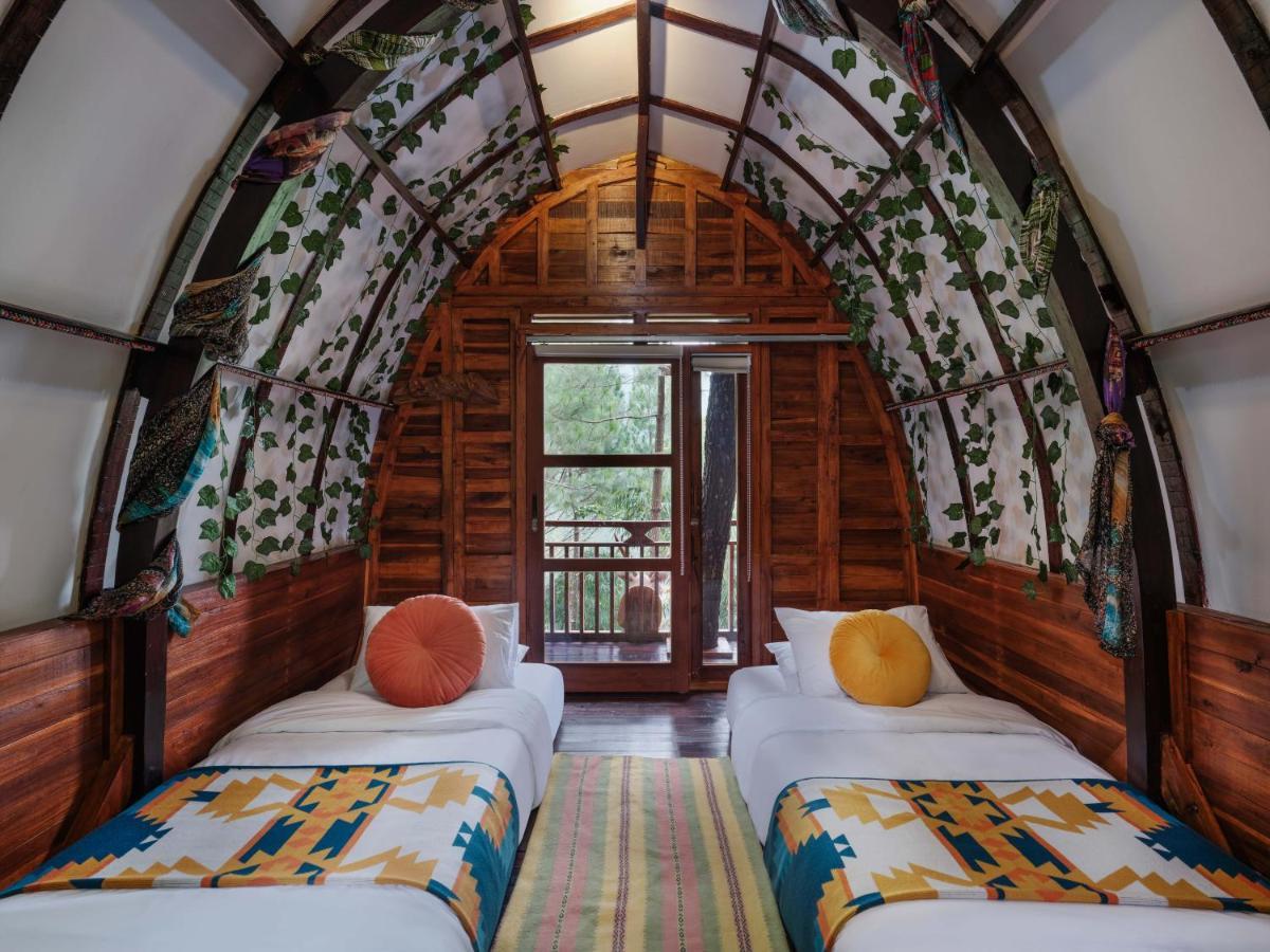 The Lodge Maribaya Cikareumbi Exterior foto